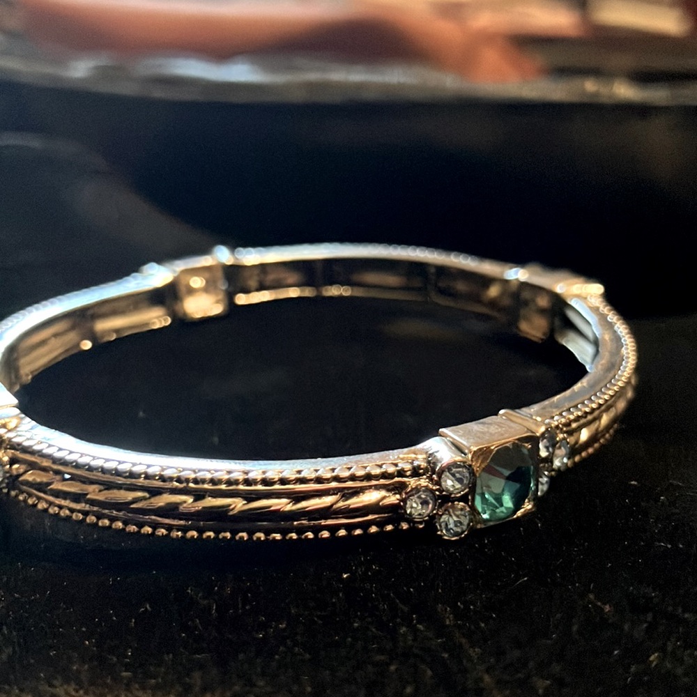 Vintage western silver stretch bracket blue stones new